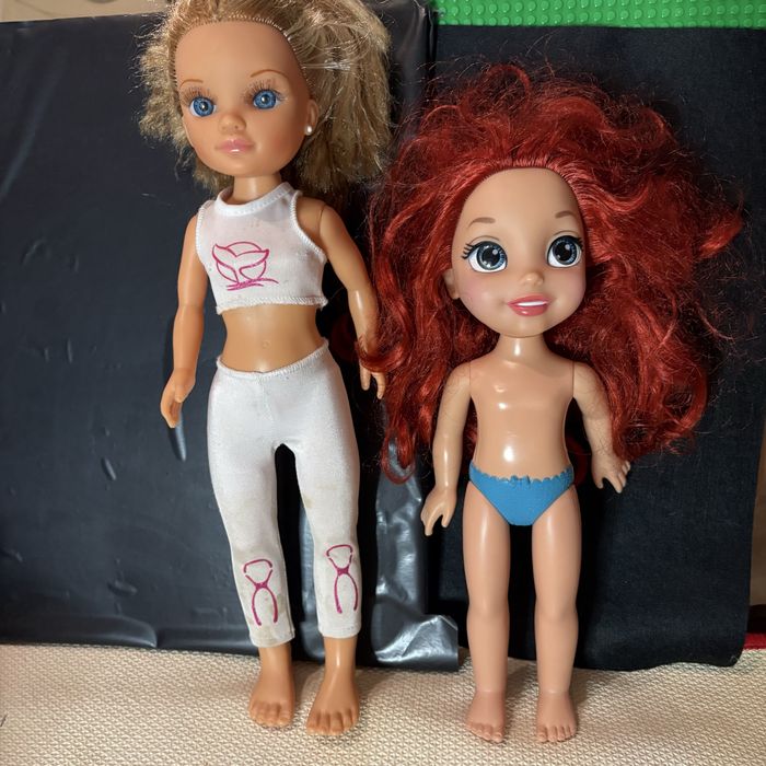 две коллекционные куклы: