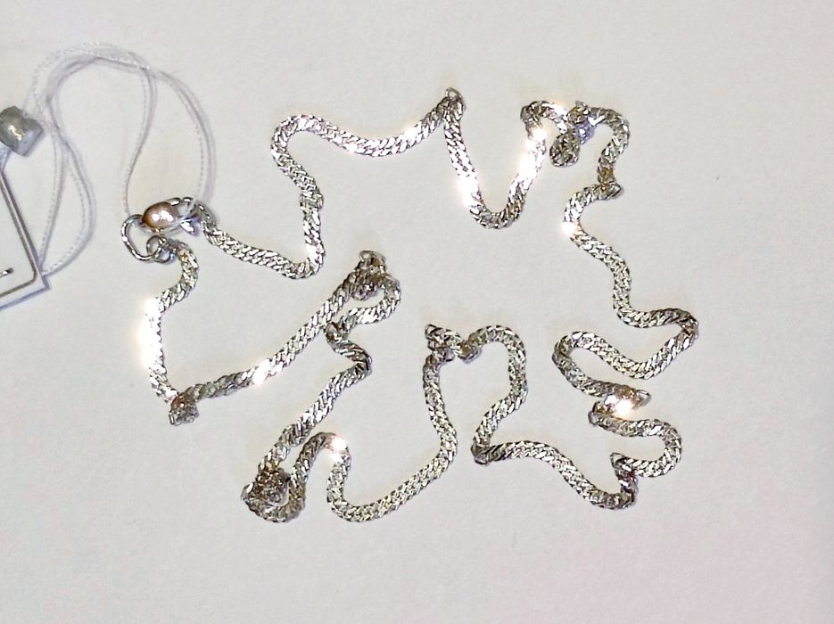 Золотая цепочка 585*: 2.41г/45см, 750*(Italy): 3.47г/50см