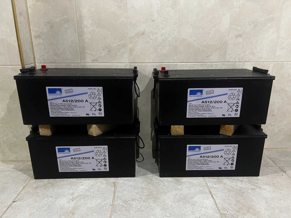Акумуляторна батарея до інвертора Sonnenschein А512/200А 12V 200A