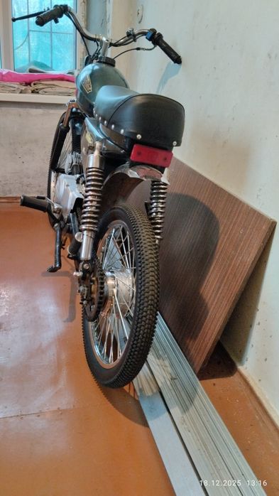 Мопед мустанг так як є на фото.