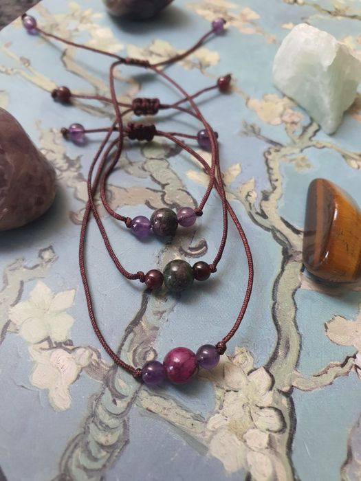 Bransoletka minimalistyczna zoisyt I ametyst regulowana macrame fairy