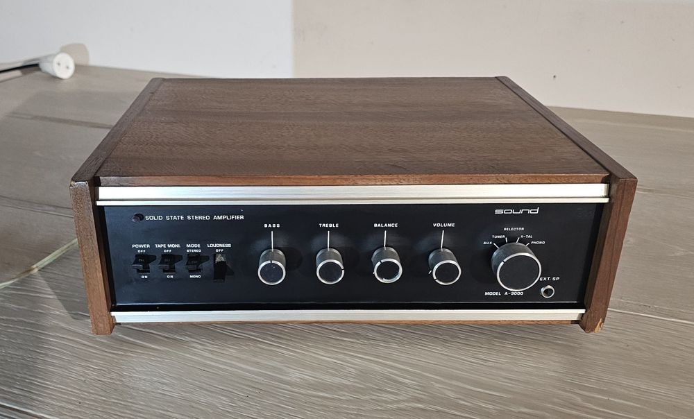 Wzmacniacz tranzystorowy Nippon Sound Tokyo  model A-3000