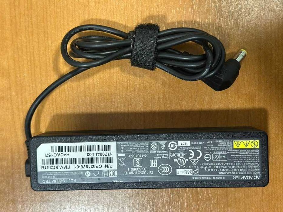 Fujitsu LifeBook E558 Core i5 - 16GB - 512GB SSD