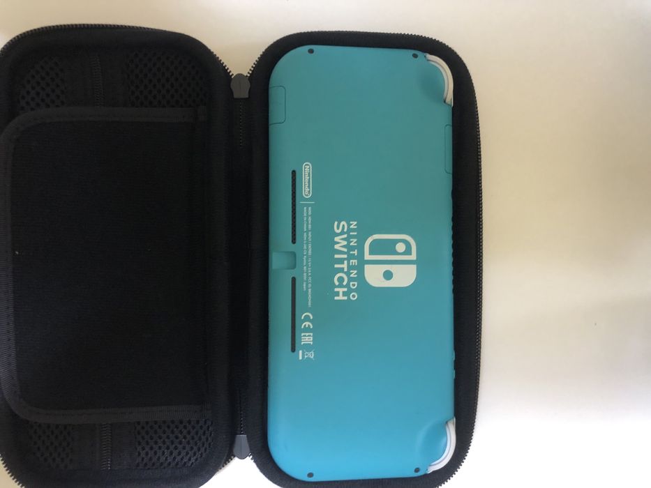 Nintendo Switch lite64550505400578121