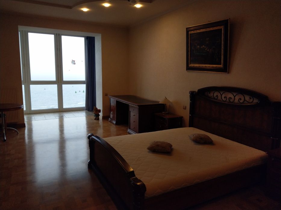 Продажа элит. 3 к.кв. кквартиры центр парк Шевченко Лидерсовский  море