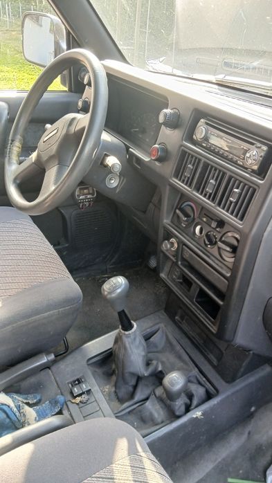 Opel Monterey 3.2 V6