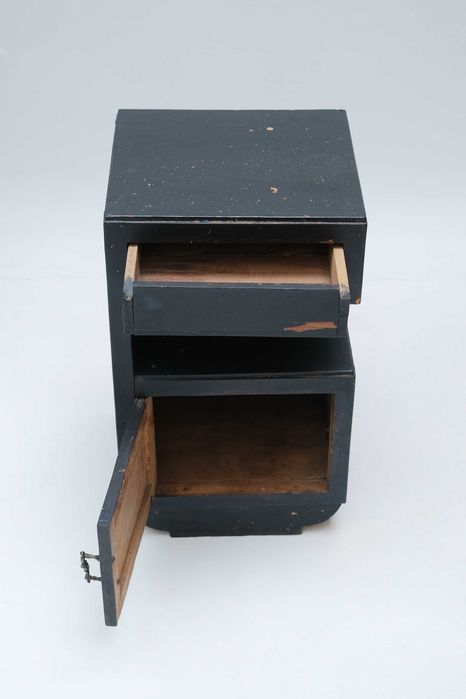 Vintage bedside table with storage space64584481642754124