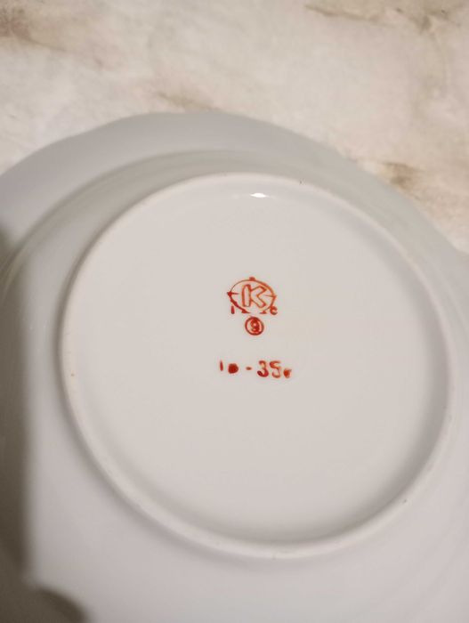 тарелки .фарфор с позолотой, Коростень, набор 11 шт.Новые