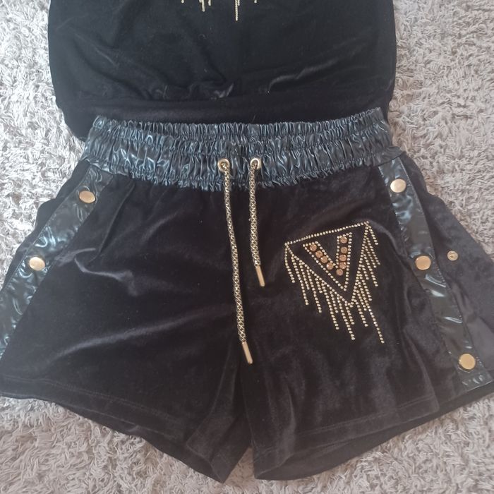 Dresik welurowy roz m