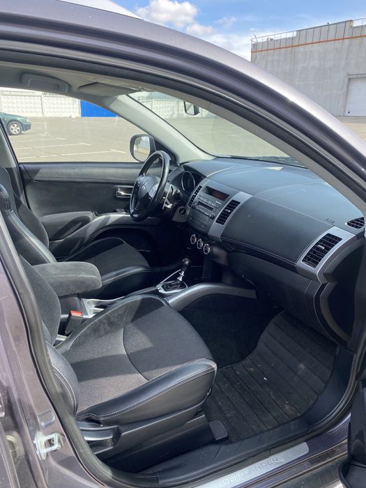 Mitsubishi Outlander XL 2010  2.2 diesel 4*4