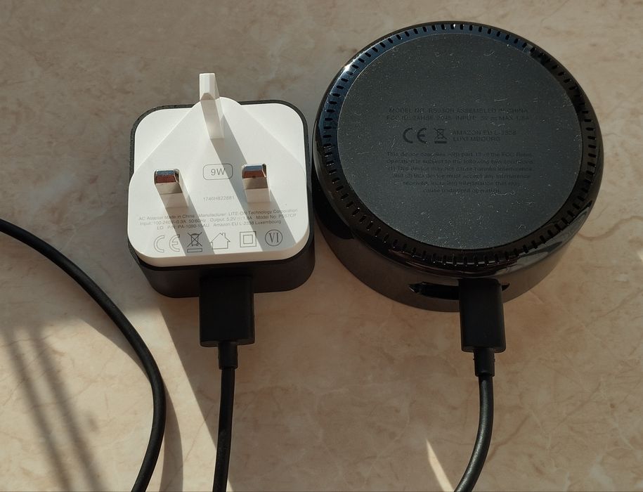 Розумна колонка Amazon Echo Dot 2