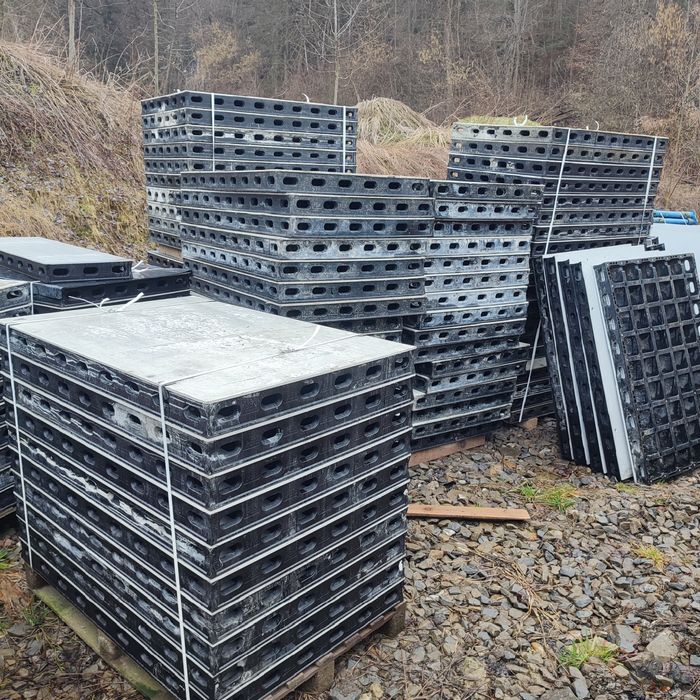 Szalunki ścienne  fundament lekkie Peri Duo wynajem Betonova