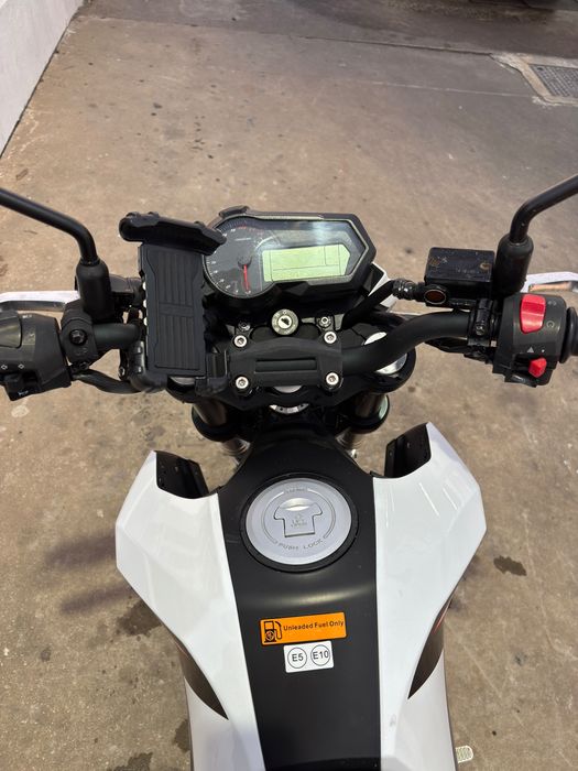 Benelli tnt 125cc