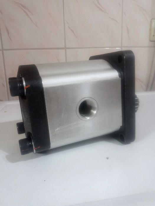 Pompa do multiplikatora hds