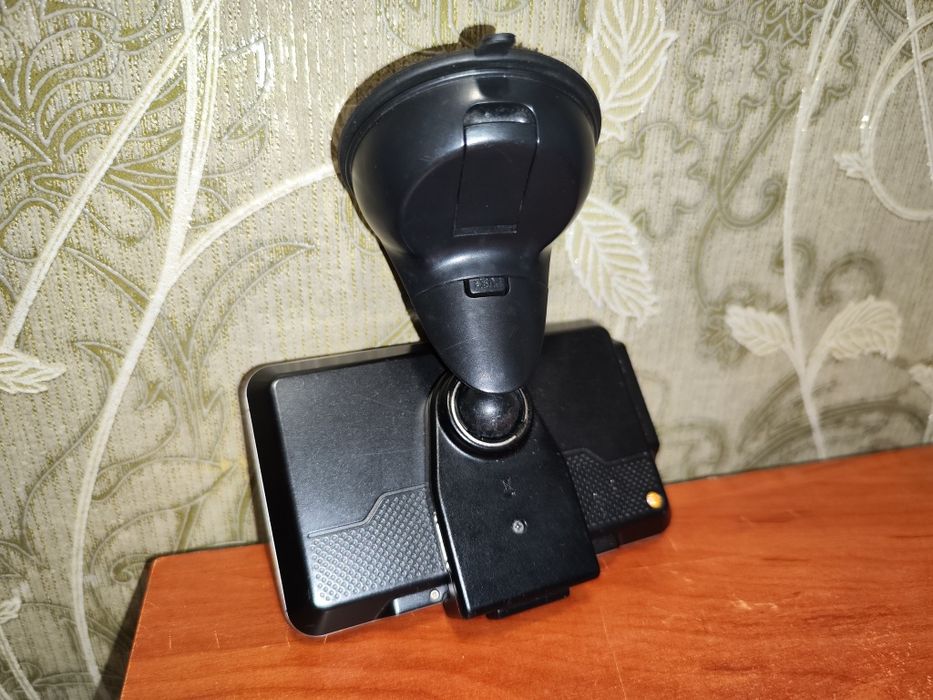 Продам для мужчин Garmin