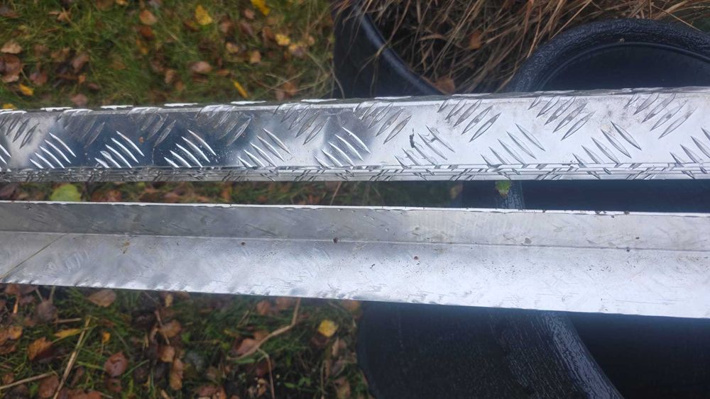 Kątownik Alu ryflowany