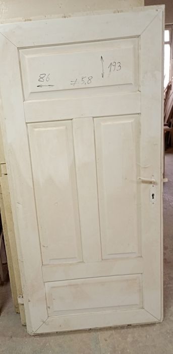 Stare drewniane drzwi