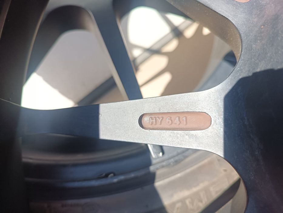 Alufelgi Audi VW 5x112 8.5j R19 z  nowymi oponami