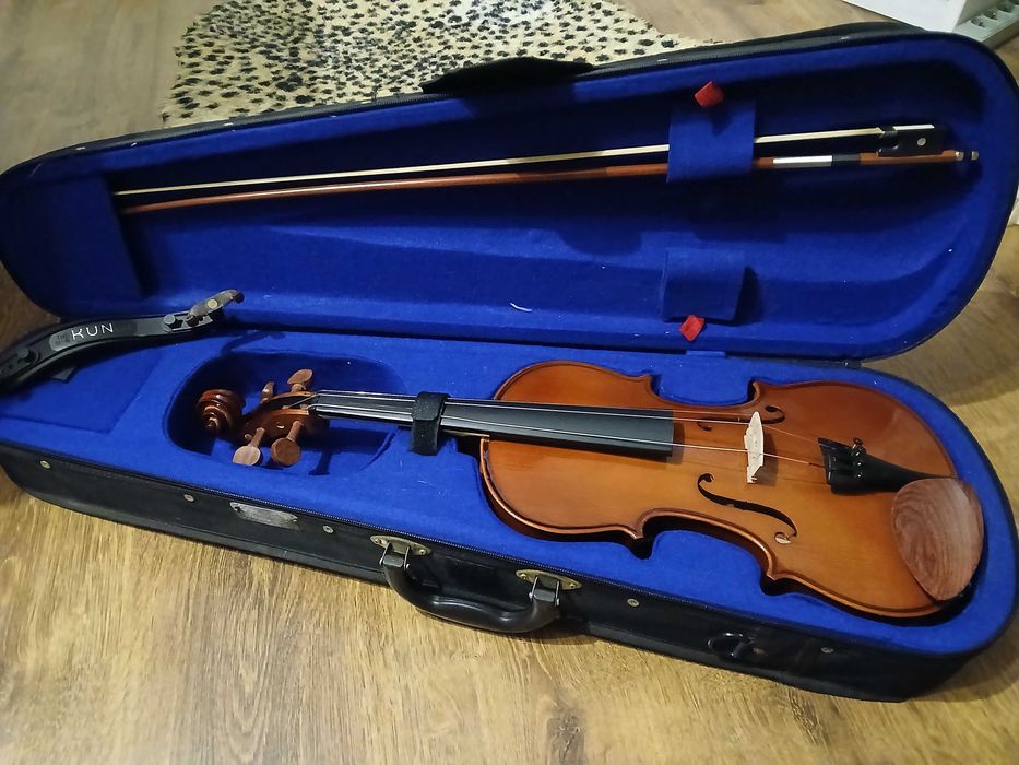 Skrzypce  lutnicze 4/4 model "The Stentor Student"