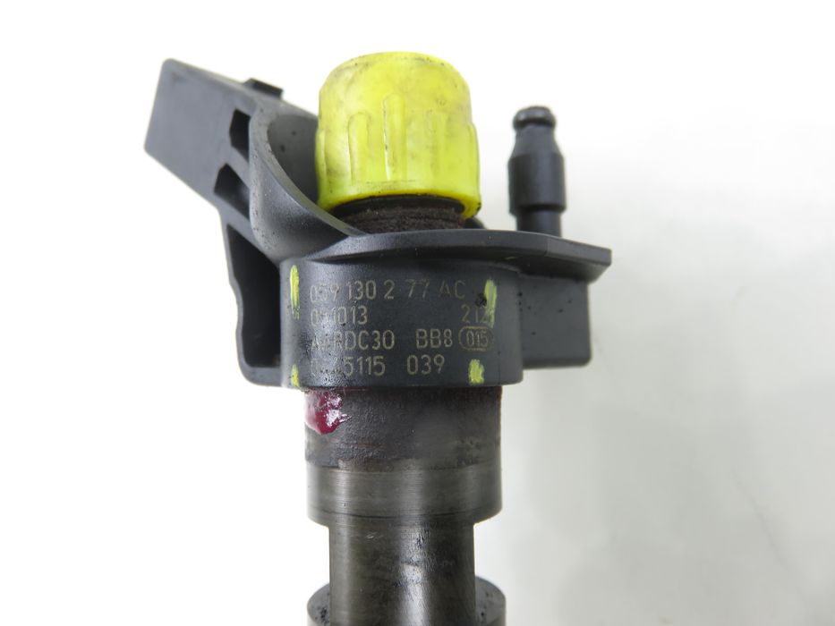 Wtryskiwacz Audi A6 C6 2.7 Tdi