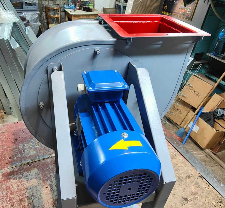 Вентилятор для покрасочной камеры малярки приточная вентиляция вытяжка