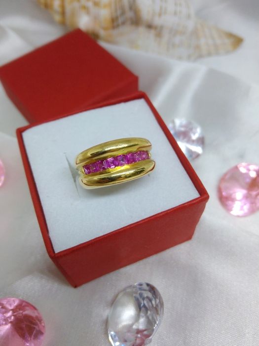 Piękny złoty pierścionek z rubinami, złoto 750, r. 9