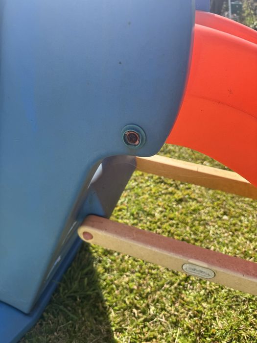 Escorrega Little Tikes