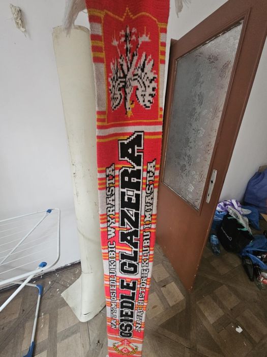 Sprzedam szalik klubowy