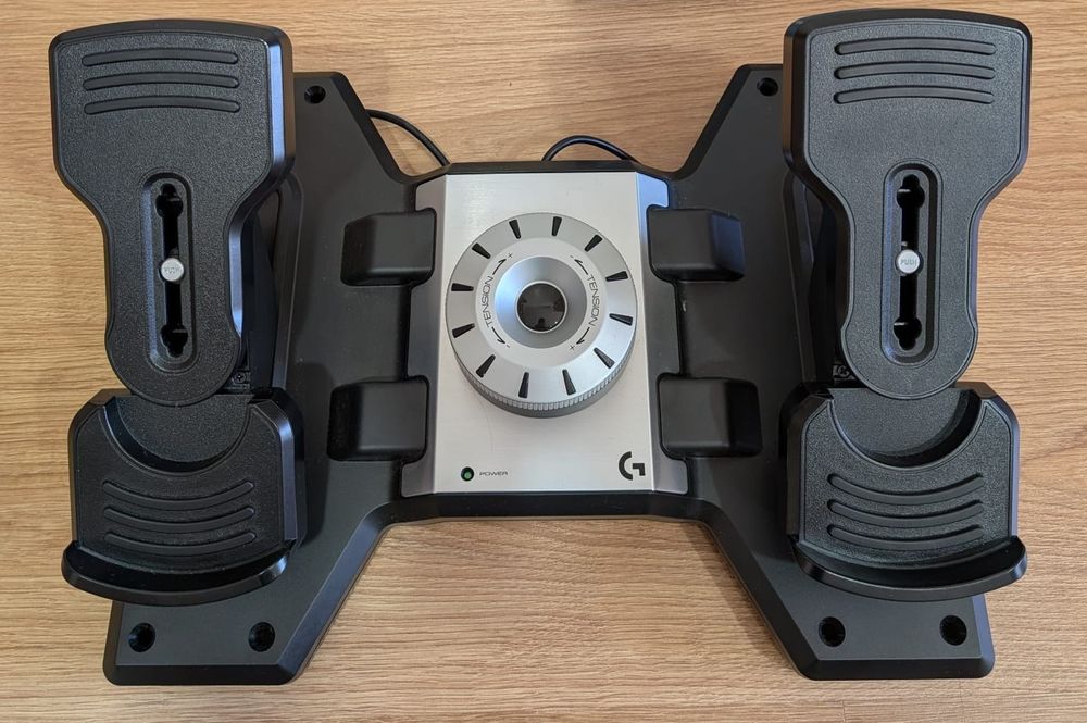 Logitech G Saitek Pro Flight Rudder Pedals + Garantia