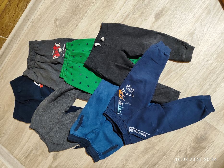 Одяг безкоштовно для хлопчика 3-х років