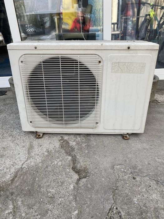 Кондиціонер Saturn 09, наружний блок.