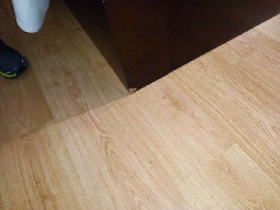 Cama de casal com cabeceira forrada