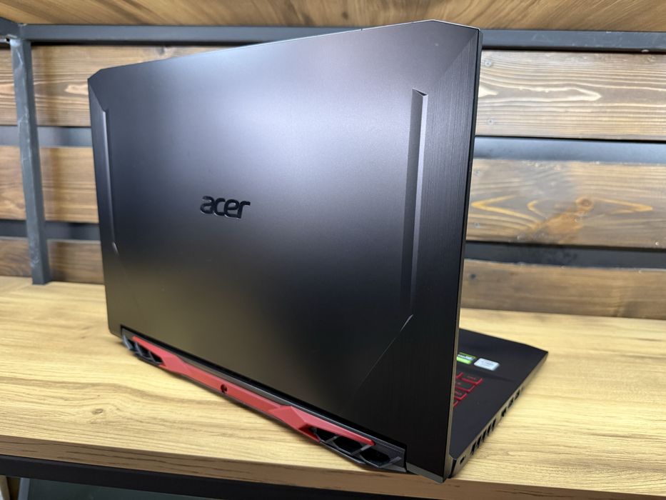 Acer Nitro5 GTX 1650Ti 4GB 17,3”IPS i5-10300H/16 GB/512Gb M2 + 1TB HDD