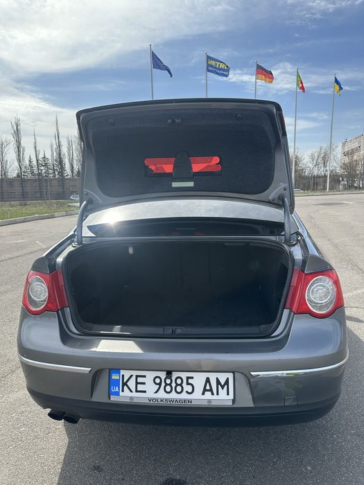 Продам Passat B6 2.0fsi
