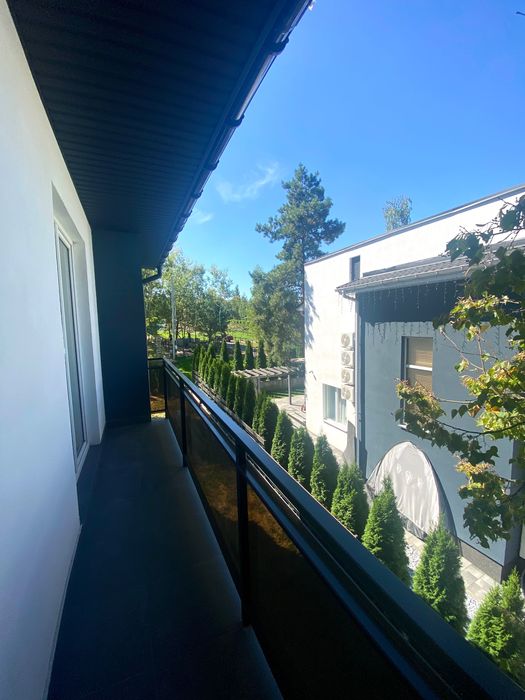 Шпитьки ТЕРЕЩЕНСЬКІ ОЗЕРА частина дуплексу 106 кв м + зем ділянка