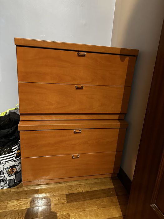 Cama casal com elevatoria