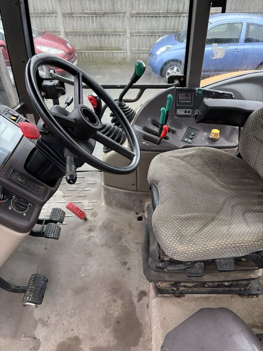 Ciągnik rolniczy Renault Ares 640