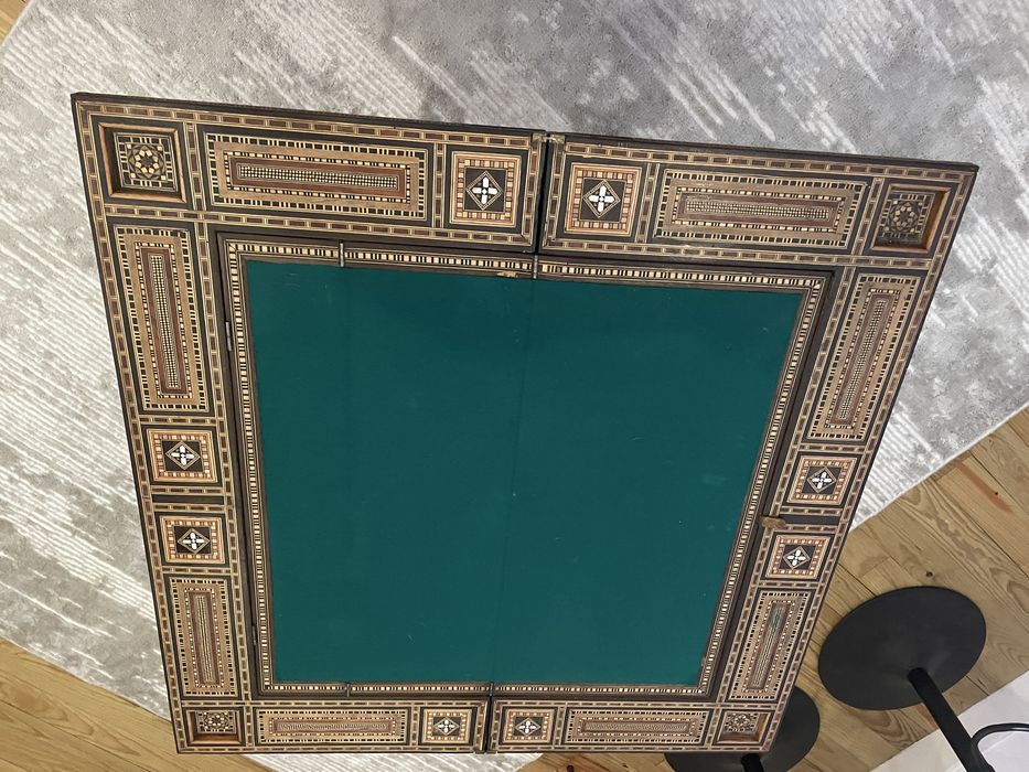 Mesa de jogo siria