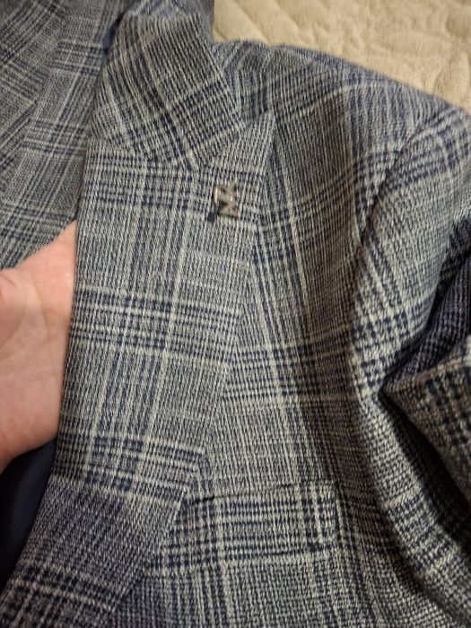 Піджак 1 раз одягнутий
