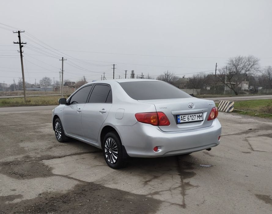 Продам TOYOTA Corolla