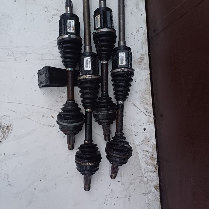 Полуось передня bmw x5 e53 піввісь передня шрус наружній бмв х5 е53