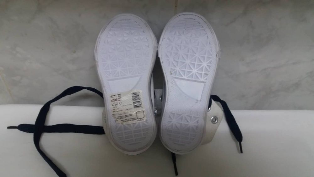 Ténis bota de criança marca ZY Baby novos nº 23