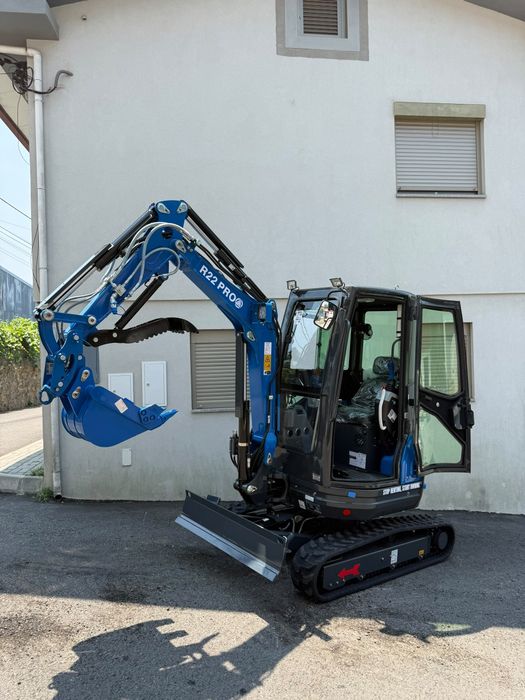 Mini Escavadora RIPPA R22 Pro - Nova