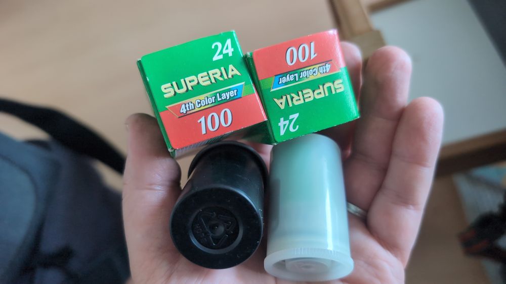 Minolta 500si+Minolta 7000+objectiva Af 35 70+Flash+Bolsa+Rolos