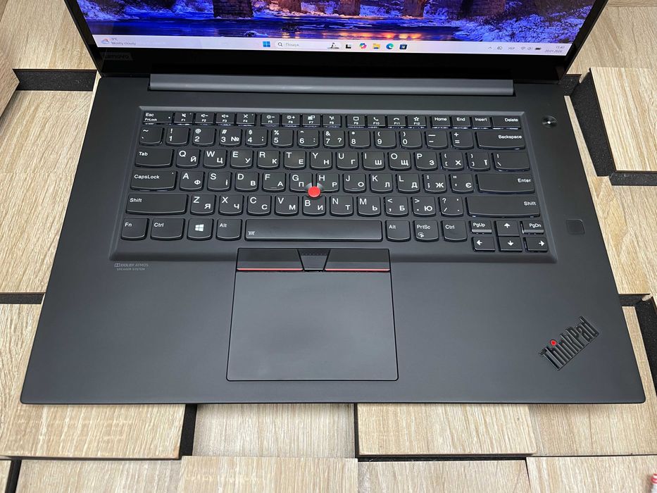 №5487 Ноутбук Lenovo P1 Gen3 4k IPS/Xeon W-10855M/16Gb/SSD256Gb/T2000