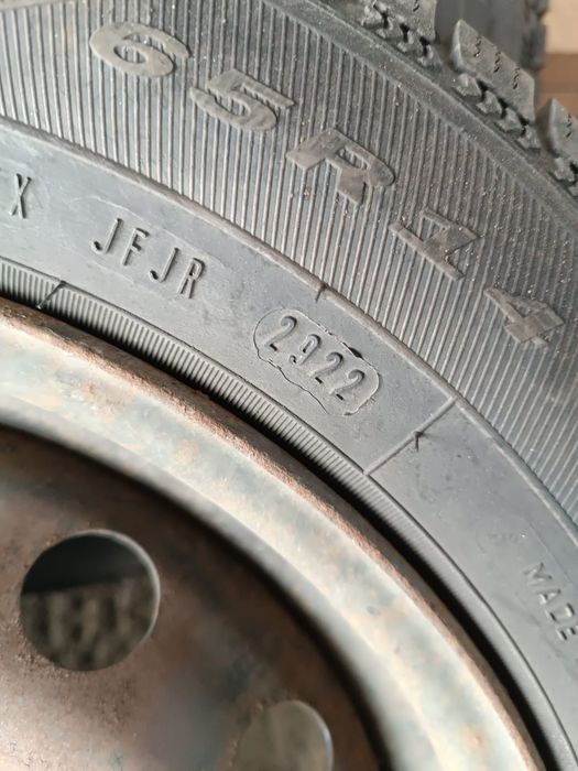 Opony z felgami zimowe 175/65R14