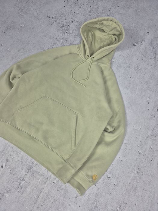 Męska bluza z kapturem carhartt w zielonym kolorze rozmiar M