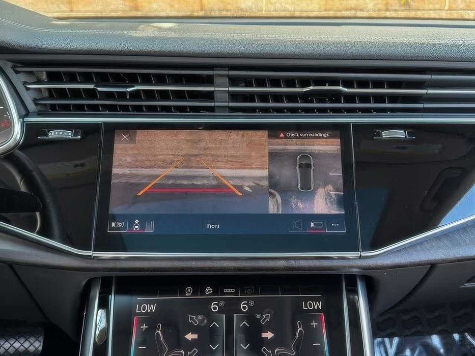 Audi Q8 quattro Premium Plus      2025