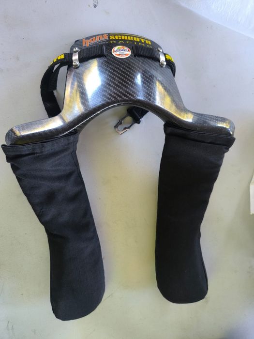 Material de Competição / Trackday - HANS e Luvas FIA
