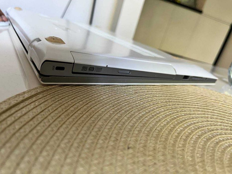 Laptop do gier i pracy – grafika GeForce  I3 Windows 10 + gratisy